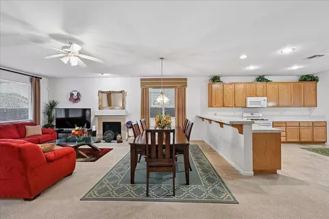 1364 Amaranth St, Plumas Lake, CA 95961 photo 11