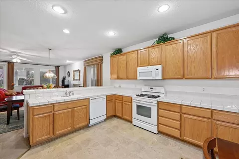 1364 Amaranth St, Plumas Lake, CA 95961 photo 20