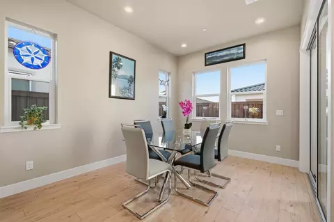 Dining - 4256 Eagle View Way, Folsom, CA 95630 photo 1 of 2