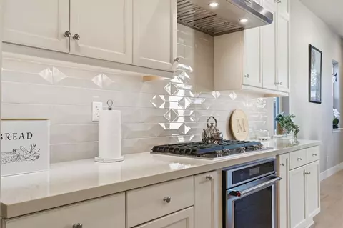 Kitchen - 4256 Eagle View Way, Folsom, CA 95630 photo 3 of 3