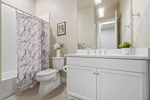 Bath - 4256 Eagle View Way, Folsom, CA 95630 photo 1 of 1