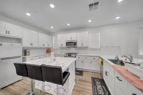 Kitchen - 4806 Ariel St, Keyes, CA 95328 photo 8 of 8