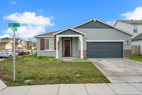 Exterior - 4806 Ariel St, Keyes, CA 95328 photo 2 of 11