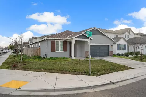 Exterior - 4806 Ariel St, Keyes, CA 95328 photo 4 of 11