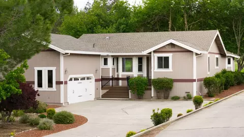 12061 Lake Wildwood Dr, Penn Valley, CA 95946