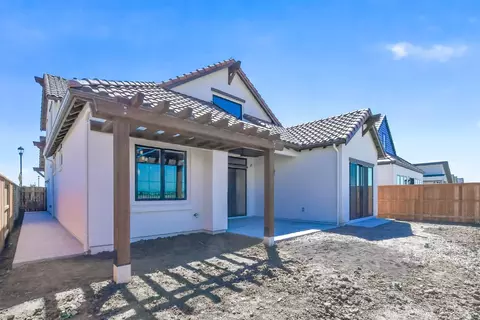 Exterior - 5709 Thomson Loop, Davis, CA 95616 photo 3 of 6