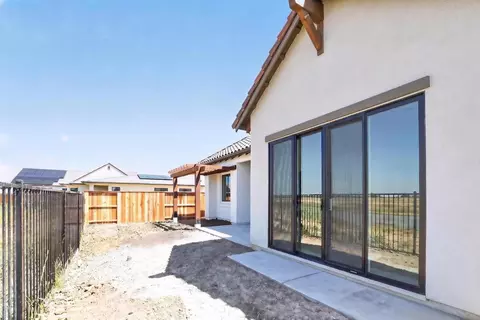 Exterior - 5709 Thomson Loop, Davis, CA 95616 photo 5 of 6