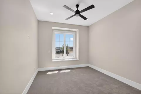 Bedroom - 5709 Thomson Loop, Davis, CA 95616 photo 4 of 9