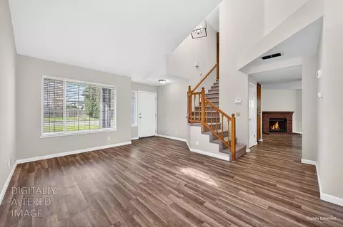 Living - 8256 Benjamin Dr, Antelope, CA 95843 photo 5 of 16