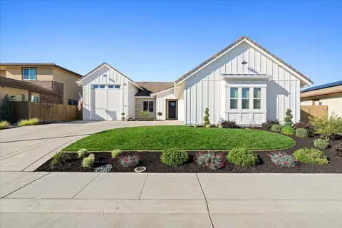 5108 Turnberry Dr, Lincoln, CA 95648