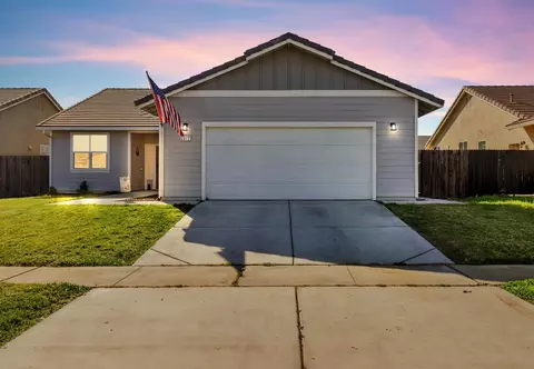 2072 River Rock Dr, Marysville, CA 95901