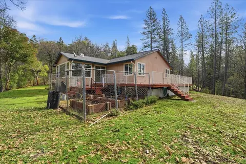 Exterior - 4881 China Camp Dr, Placerville, CA 95667 photo 3 of 9