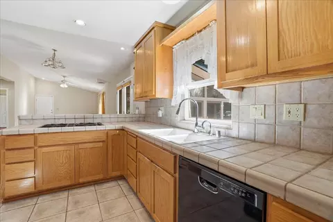 Kitchen - 4881 China Camp Dr, Placerville, CA 95667 photo 1 of 5