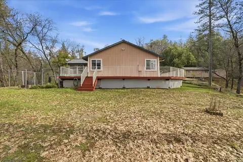 Exterior - 4881 China Camp Dr, Placerville, CA 95667 photo 2 of 9