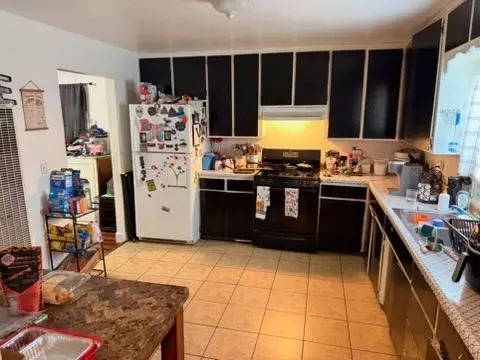 Kitchen - 226 Ruberto St, Modesto, CA 95351 photo 1 of 2