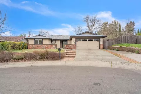 5220 Lynnadeane Ct, Carmichael, CA 95608