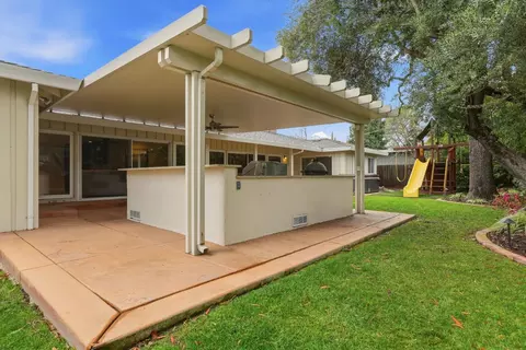 Exterior - 1236 Jacob Ln, Carmichael, CA 95608 photo 7 of 17