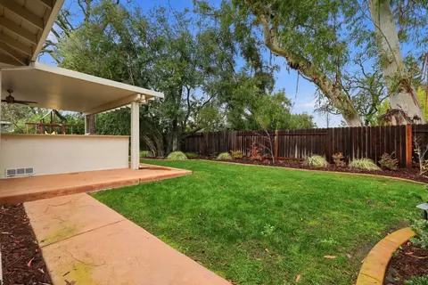 Exterior - 1236 Jacob Ln, Carmichael, CA 95608 photo 5 of 17