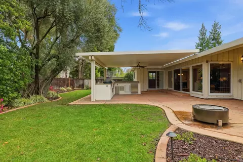 Exterior - 1236 Jacob Ln, Carmichael, CA 95608 photo 15 of 17