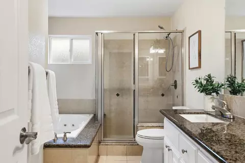 Bath - 1236 Jacob Ln, Carmichael, CA 95608 photo 5 of 6