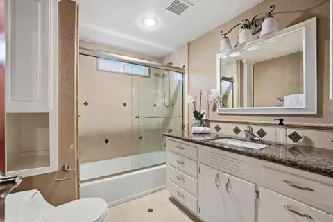 Bath - 1236 Jacob Ln, Carmichael, CA 95608 photo 2 of 6