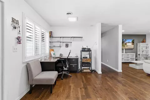Entry Way - 1718 June Dr, Modesto, CA 95350 photo 3 of 5
