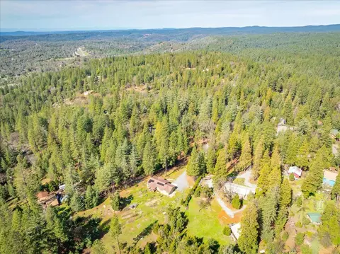 View/Area - 7021 Stope Ct, Placerville, CA 95667 photo 4 of 13