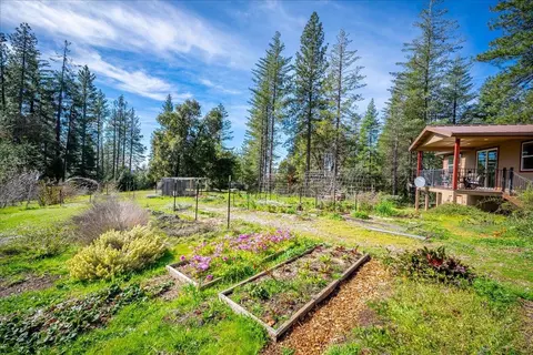 Exterior - 7021 Stope Ct, Placerville, CA 95667 photo 9 of 20