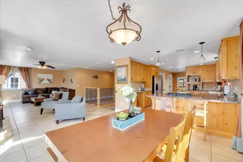 Dining - 483 Sunrise Rd, Copperopolis, CA 95228 photo 2 of 5