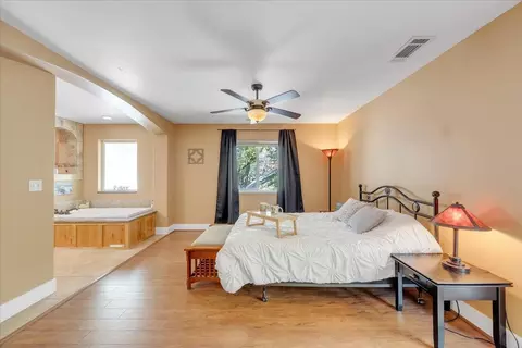 Bedroom - 483 Sunrise Rd, Copperopolis, CA 95228 photo 6 of 10