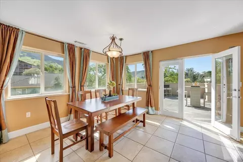 Dining - 483 Sunrise Rd, Copperopolis, CA 95228 photo 4 of 5
