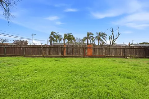 Exterior - 2410 E Gerard, Merced, CA 95341 photo 18 of 20