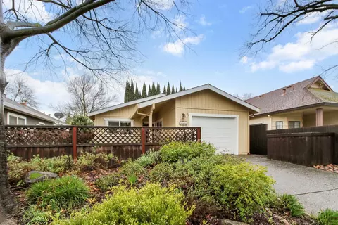 2144 Calaveras Ave, Davis, CA 95616