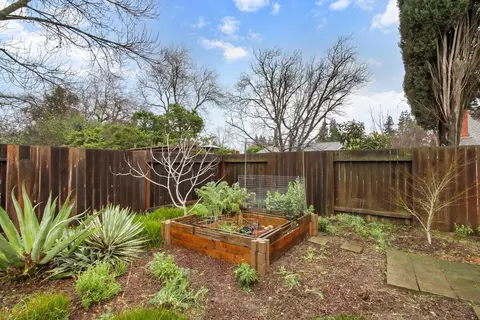 2144 Calaveras Ave, Davis, CA 95616 photo 32