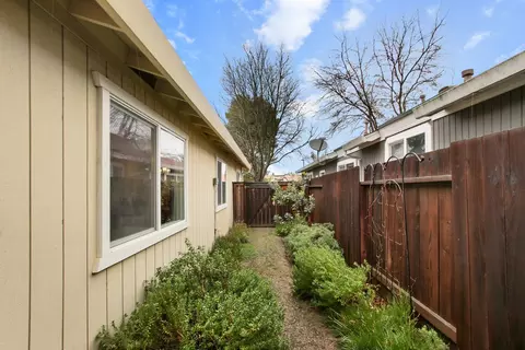 2144 Calaveras Ave, Davis, CA 95616 photo 34