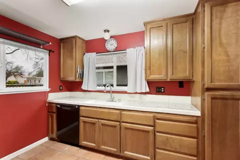 2144 Calaveras Ave, Davis, CA 95616 photo 14
