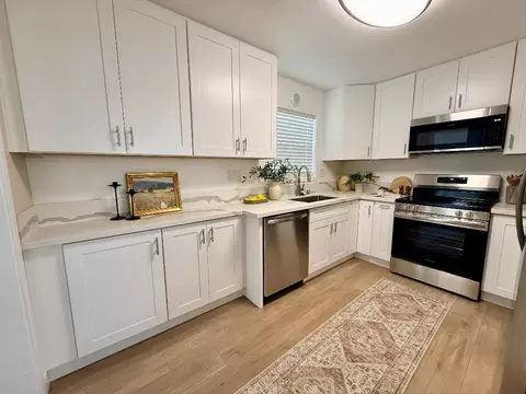 Kitchen - 245 Delano, Elverta, CA 95626 photo 1 of 3