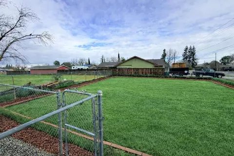 Exterior - 245 Delano, Elverta, CA 95626 photo 5 of 6