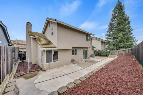 401 Ruby Ct, Roseville, CA 95678 photo 38