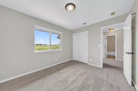 401 Ruby Ct, Roseville, CA 95678 photo 32