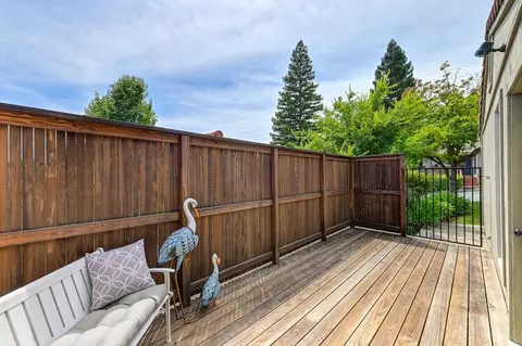 340 Crestridge Ln, Folsom, CA 95630 photo 9