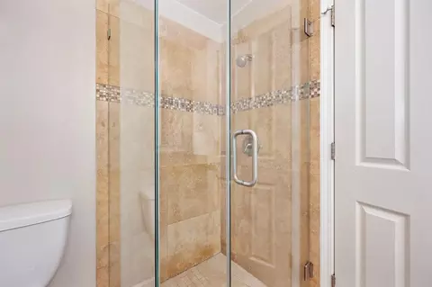 Bath - 3966 Rawhide Rd, Rocklin, CA 95677 photo 2 of 7