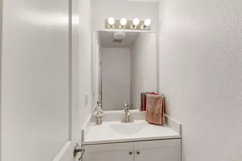 Bath - 1120 Colina Ct, Davis, CA 95618 photo 1 of 3
