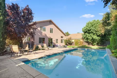Exterior - 1120 Colina Ct, Davis, CA 95618 photo 3 of 3
