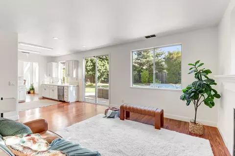 Living - 1120 Colina Ct, Davis, CA 95618 photo 2 of 2