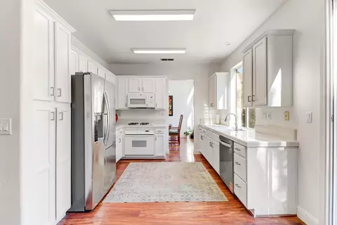 Kitchen - 1120 Colina Ct, Davis, CA 95618 photo 1 of 2