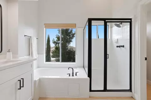 Bath - 3110 Strand Rd, Rocklin, CA 95765 photo 5 of 10