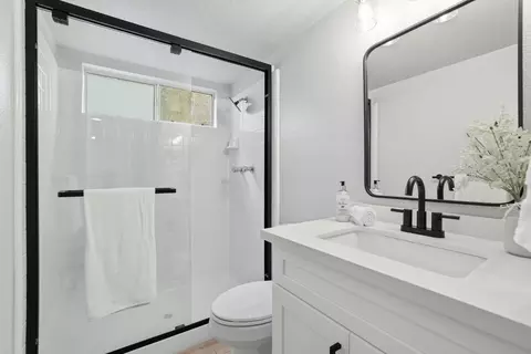 Bath - 3110 Strand Rd, Rocklin, CA 95765 photo 1 of 10