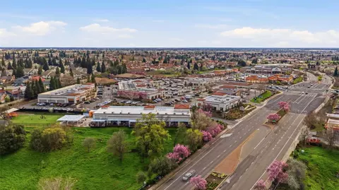 View/Area - 3110 Strand Rd, Rocklin, CA 95765 photo 10 of 17