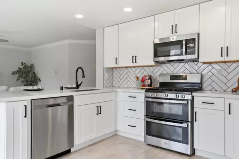 Kitchen - 3110 Strand Rd, Rocklin, CA 95765 photo 5 of 10